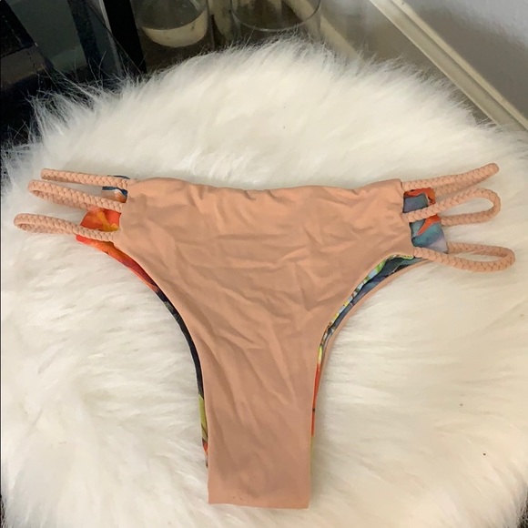 San Lorenzo Other - RARE PRINT & NUDE SL BIKINI BOTTOM